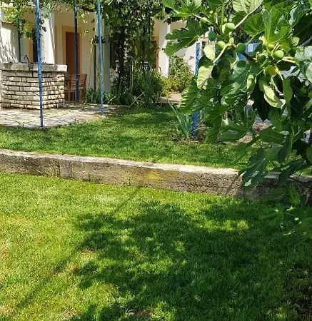 Stone House Apartmán *